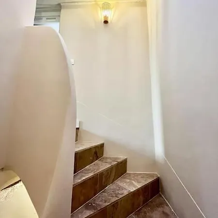 Bella Casa - New Full House For 3 W Ac, Wi-fi & Terrasses Antibes