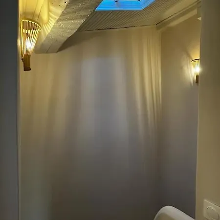 Bella Casa - New Full House For 3 W Ac, Wi-fi & Terrasses Appartamento *