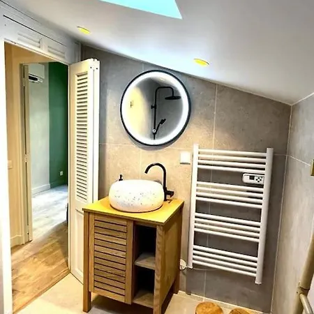 Bella Casa - New Full House For 3 W Ac, Wi-fi & Terrasses Antibes