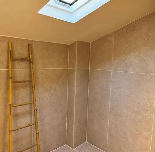 Bella Casa - New Full House For 3 W Ac, Wi-fi & Terrasses